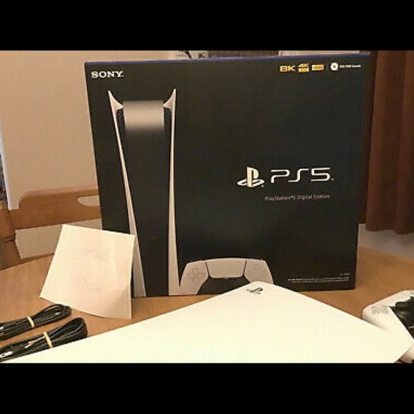 PlayStation 5 digital - Picture 7 of 7